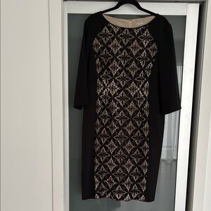 Elegant Black and Gold Long Sleeve Dress